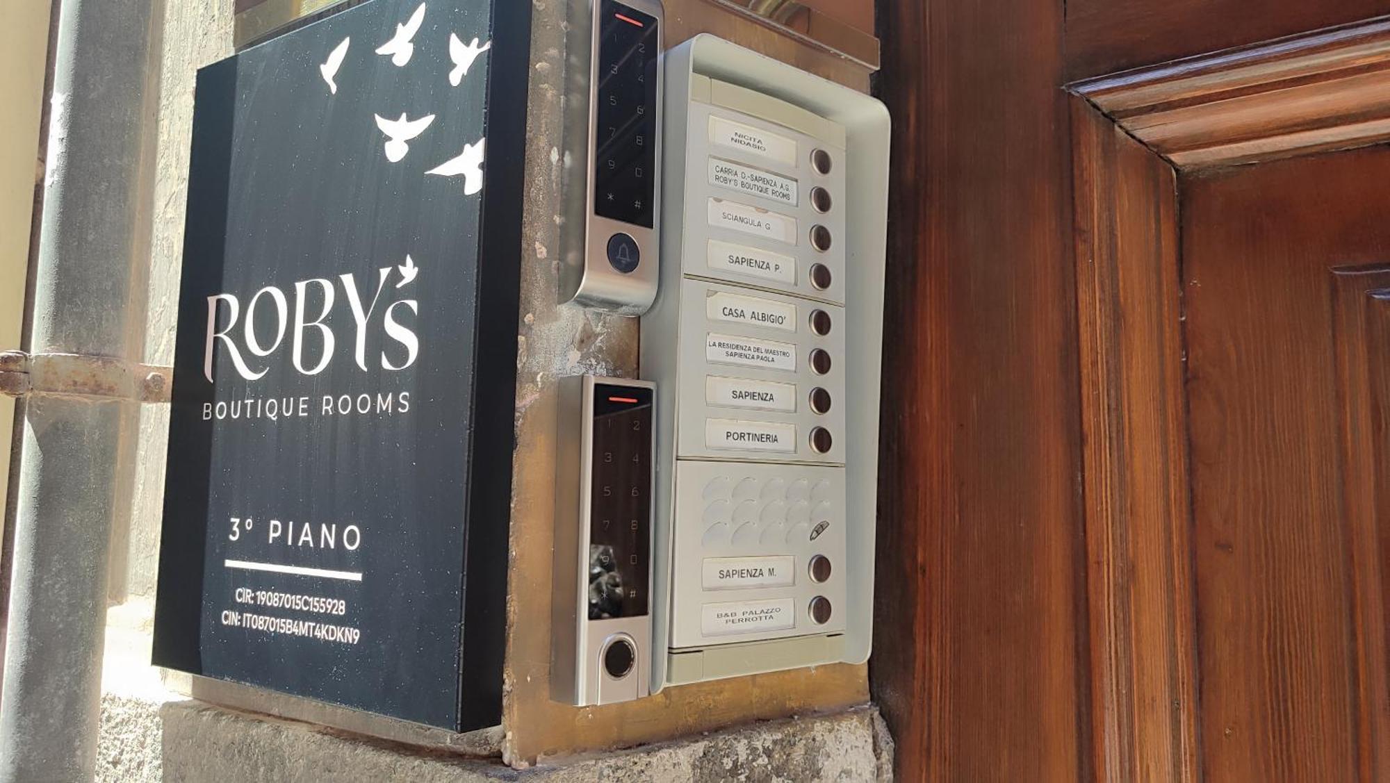 Roby's Boutique - Luxury Bed & Breakfast Catania